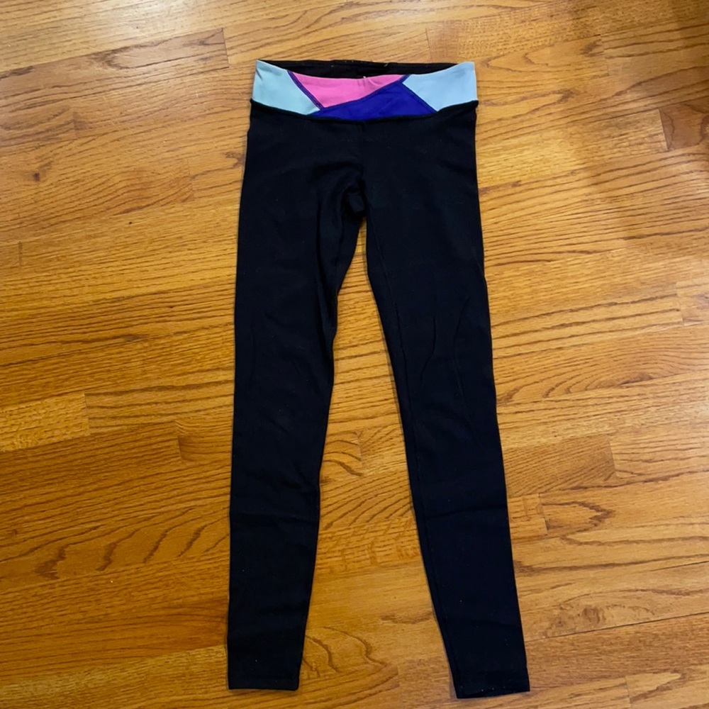 Ivivva black leggings